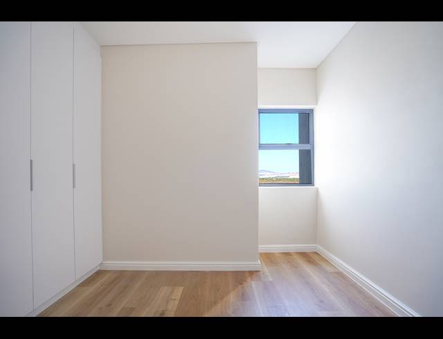 2 BEDROOM TOWNHOUSE FOR SALE IN SANDOWN